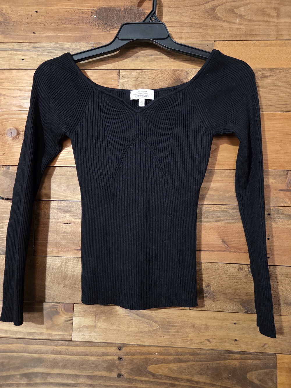 Black Ribbed Stretch Knit V-Neck Long Sleeve Top Size M Office